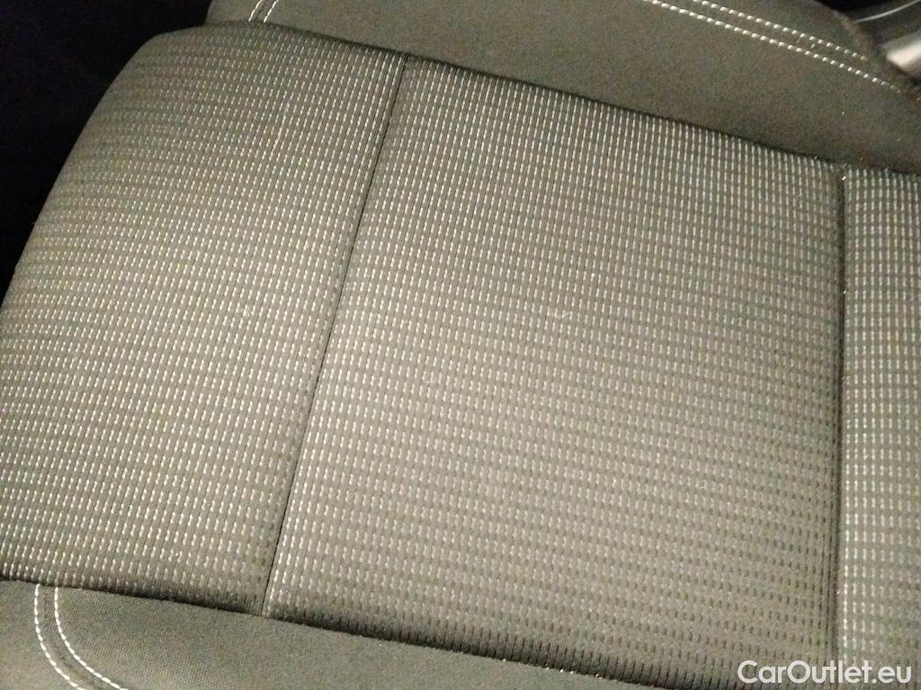  Land Rover  Discovery NISSAN QASHQAI / 2024 / 5P / todoterreno DIG-T 103kW (140CV) mHEV 4x2 Acenta #8