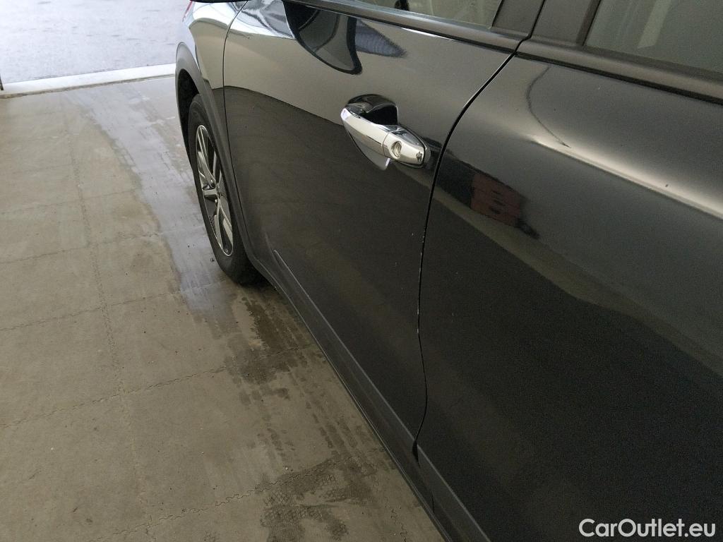  KIA  Niro KIA  / 2019 / 5P / crossover 1.6 GDi HEV 104kW (141CV) Drive #1