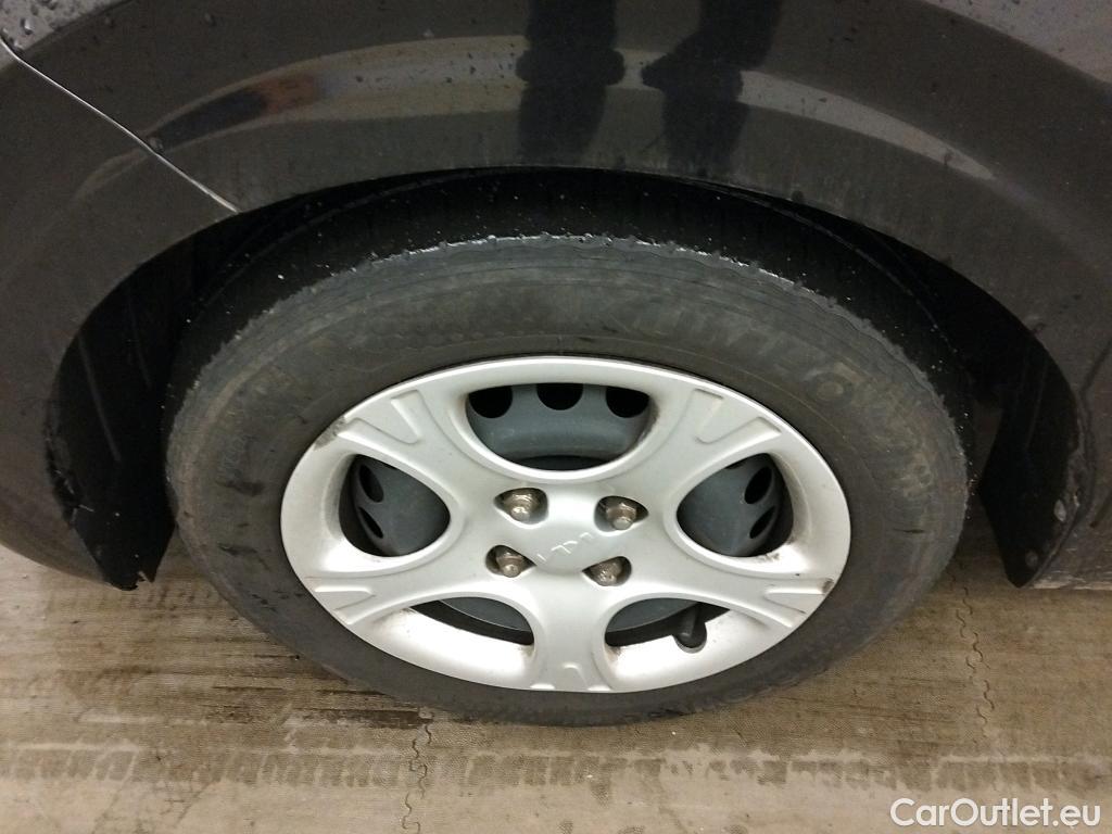  KIA  Picanto KIA  / 2020 / 5P / berlina con portón 1.0 DPi 49kW (67CV) Concept #17