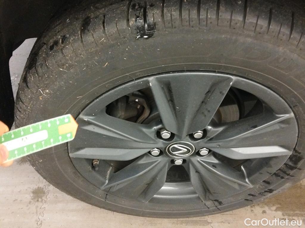  Lexus  UX LEXUS  / 2018 / 5P / todoterreno 2.0 250h Business Navigation (CX) #18