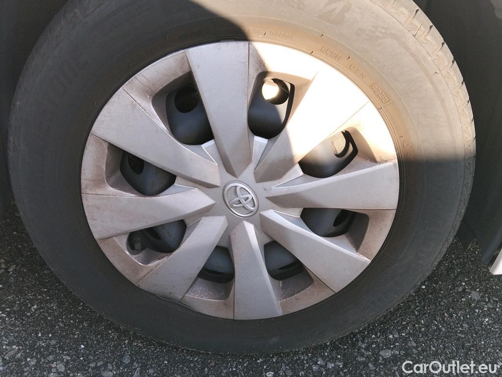  Toyota  Corolla TOYOTA  / 2019 / 5P / familiar 1.8 125H BUSINESS E-CVT TOURING SPORT #23