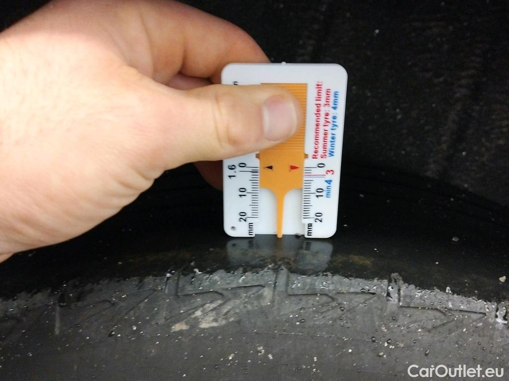  Nissan  Qashqai NISSAN  / 2021 / 5P / todoterreno DIG-T 103kW N-Connecta #4