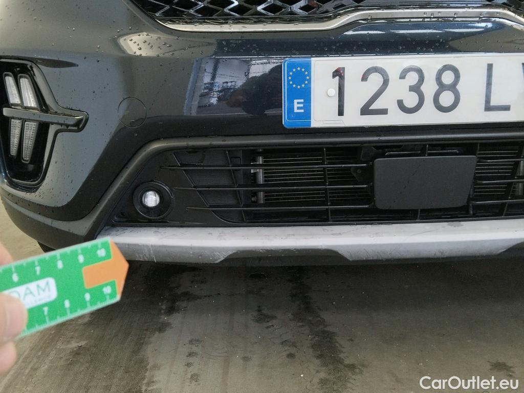  KIA  Niro KIA  / 2019 / 5P / crossover 1.6 GDi HEV 104kW (141CV) Drive #6