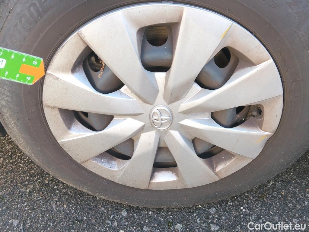  Toyota  Corolla TOYOTA  / 2019 / 5P / familiar 1.8 125H BUSINESS E-CVT TOURING SPORT #16