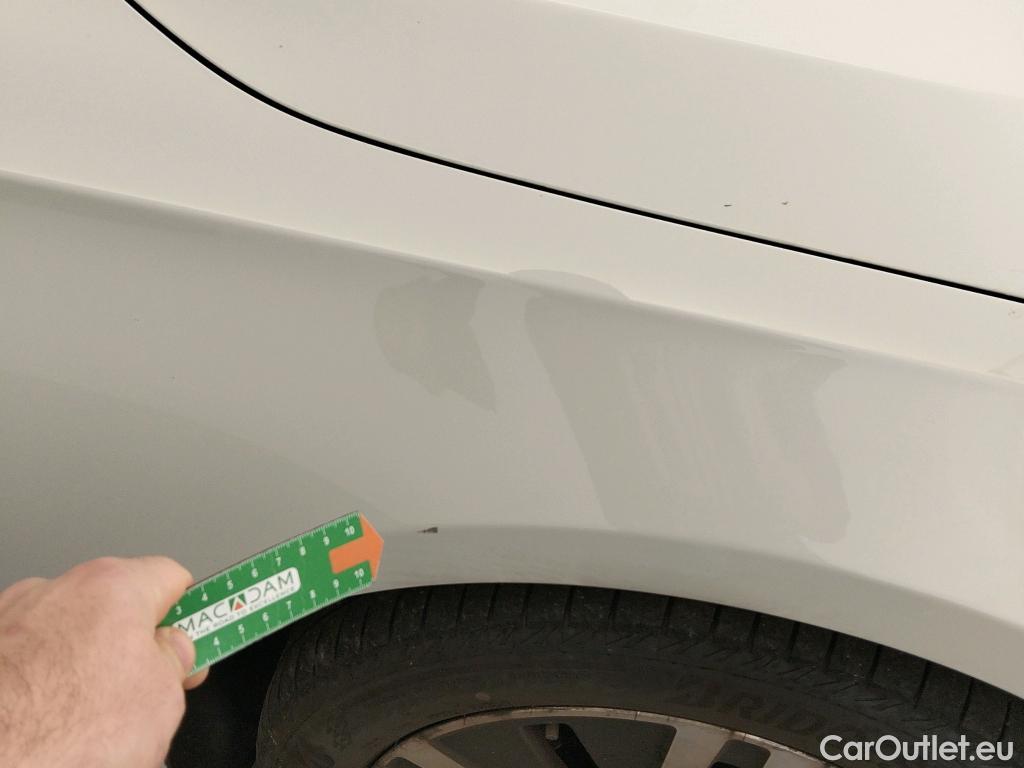  Mercedes  A-Klasse MERCEDES-BENZ Clase A / 2018 / 4P / sedán Sedán A 250 e #8