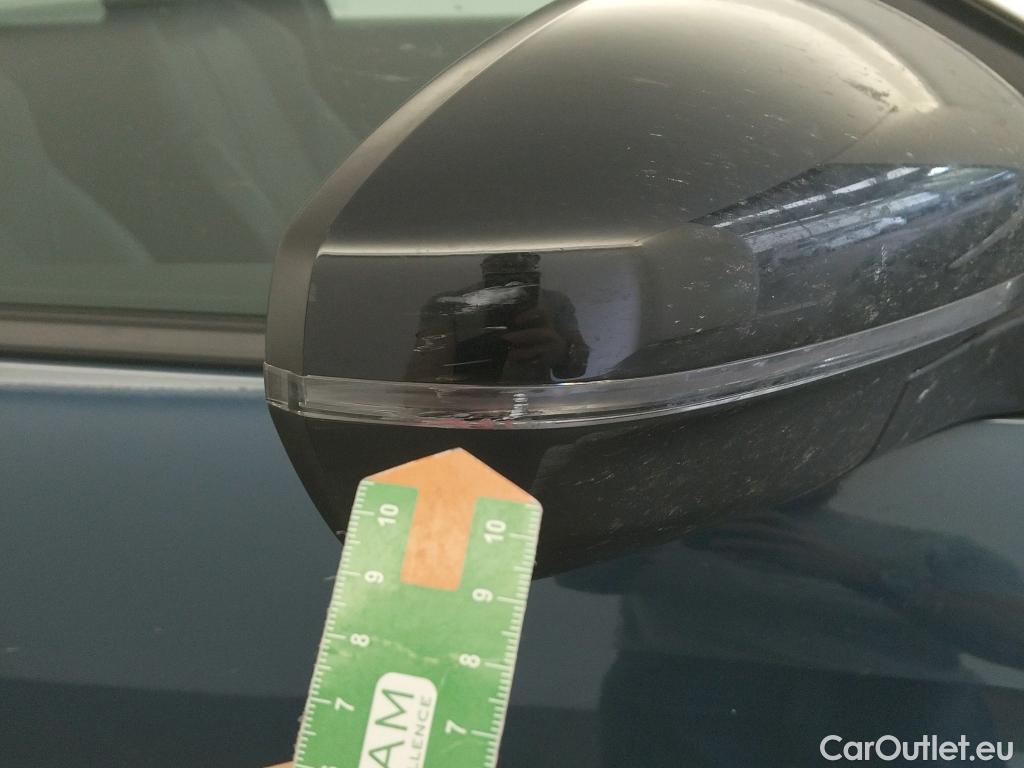  Peugeot  3008  Allure Pack 1.5 HDi 130CV AT8 E6d #42