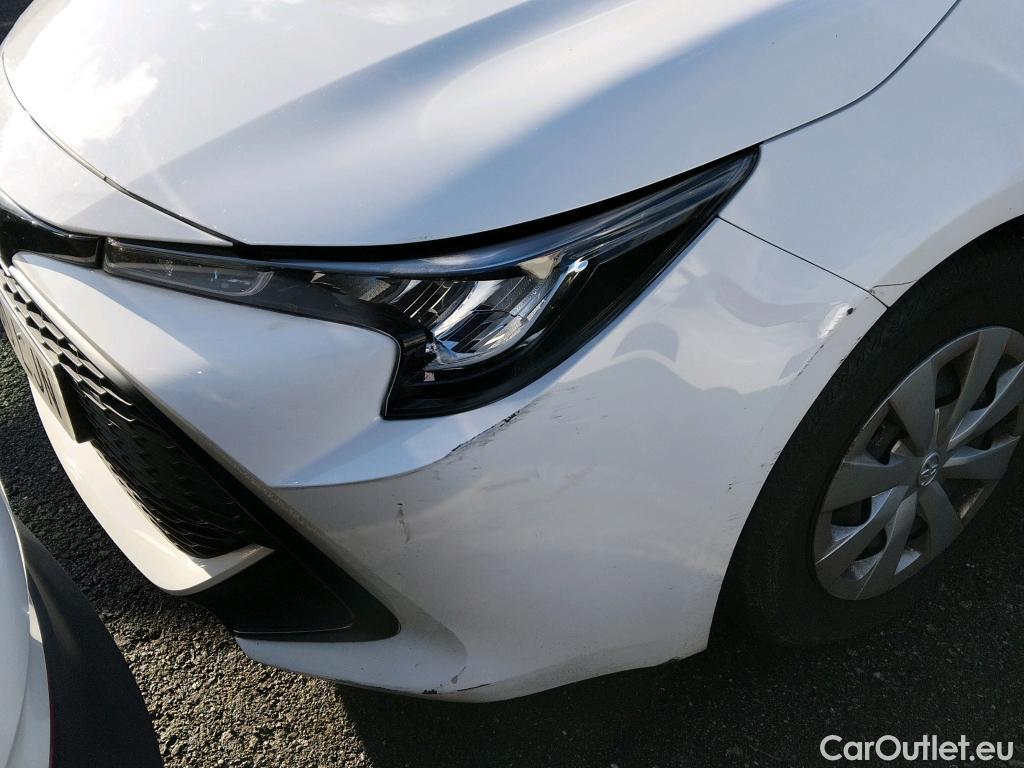  Toyota  Corolla TOYOTA  / 2019 / 5P / familiar 1.8 125H BUSINESS E-CVT TOURING SPORT #9