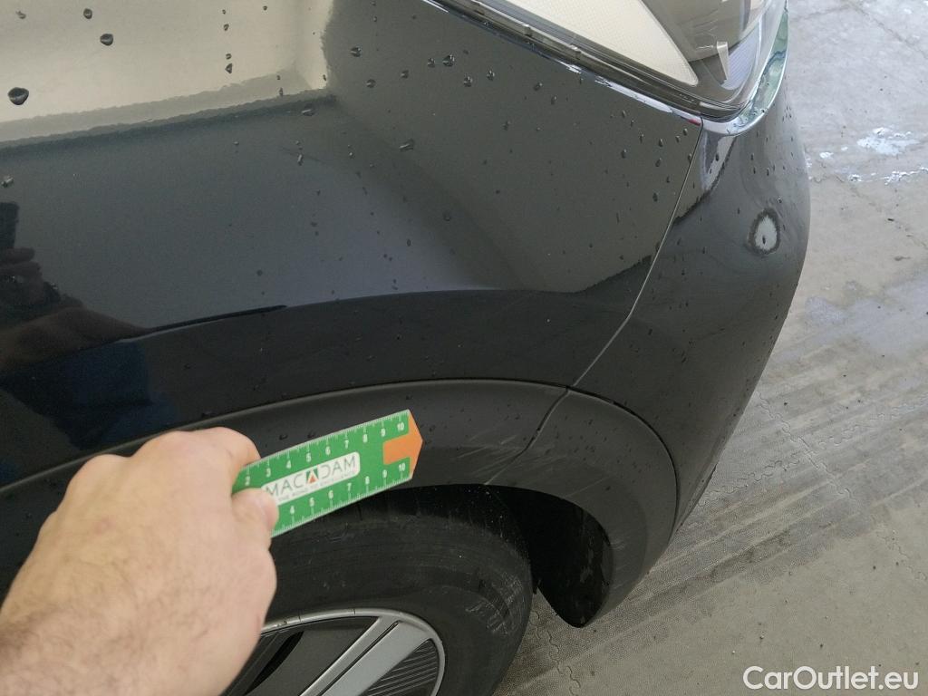  KIA  Niro KIA  / 2019 / 5P / crossover 1.6 GDi HEV 104kW (141CV) Drive #24