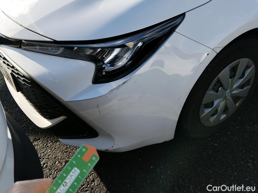  Toyota  Corolla TOYOTA  / 2019 / 5P / familiar 1.8 125H BUSINESS E-CVT TOURING SPORT #10