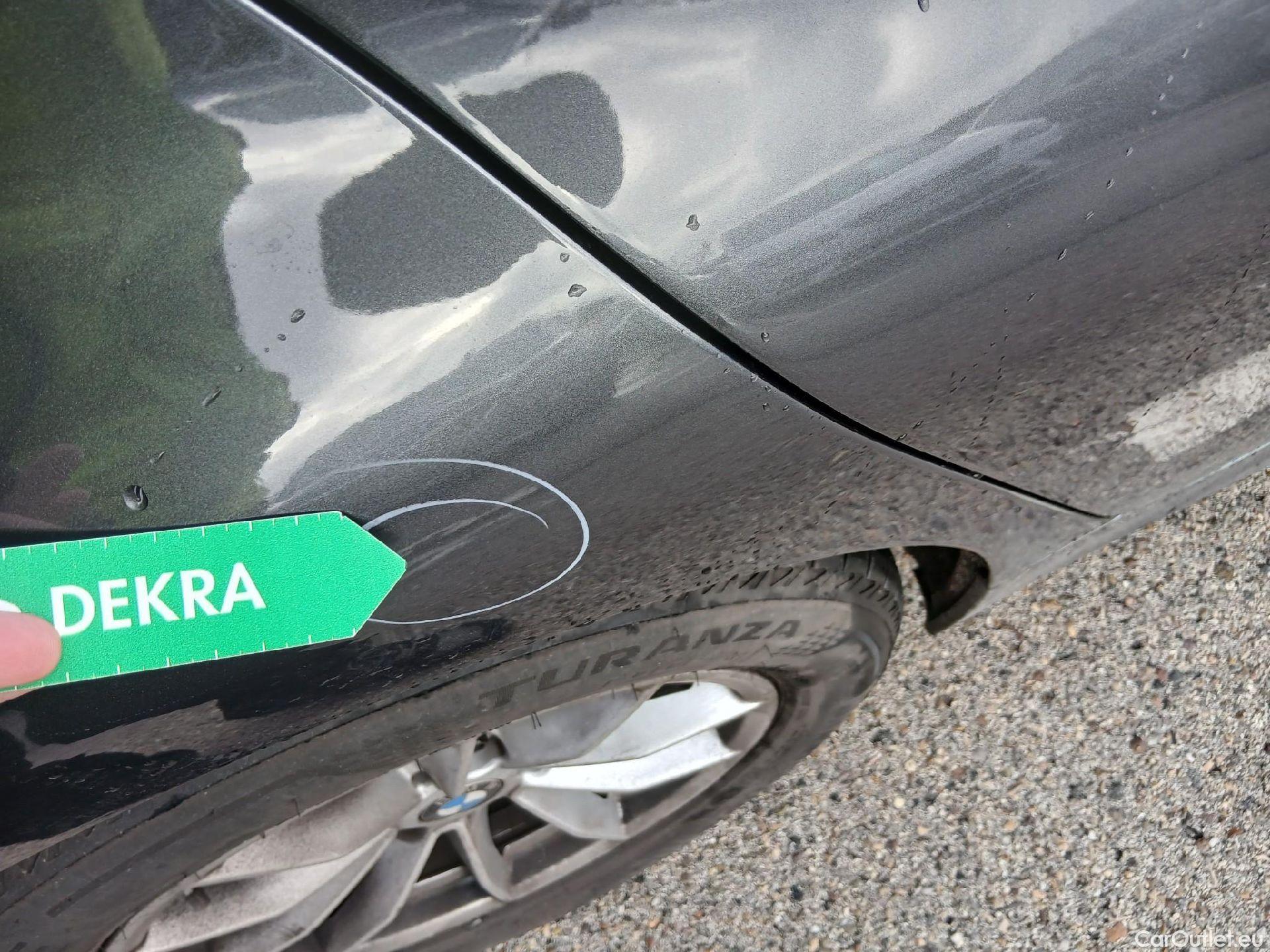  Bmw  Serie 3 BMW  / 2018 / 4P / sedán 318d Auto. #11