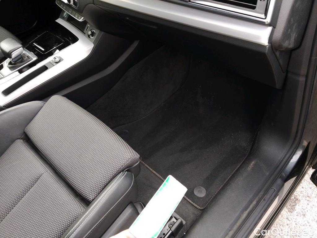  Land Rover  Discovery AUDI Q5 / 2020 / 5P / todoterreno Genuine 40 TDI 150kW quattro-ultra #1