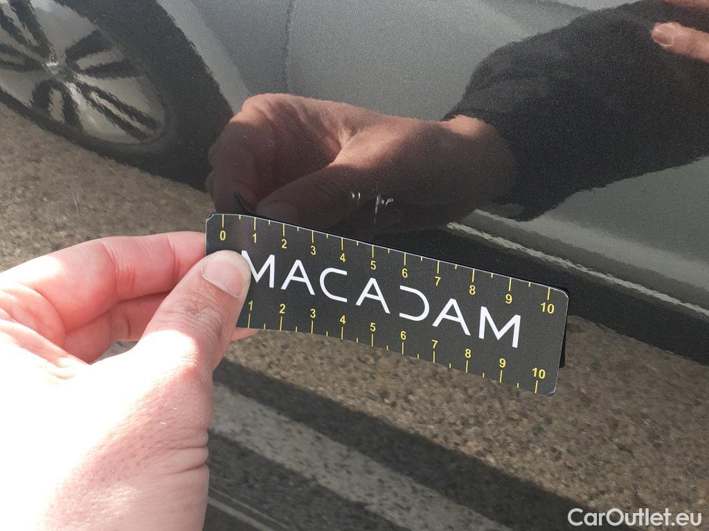  Bmw  Serie 5 BMW  / 2016 / 4P / sedán 520dA #9