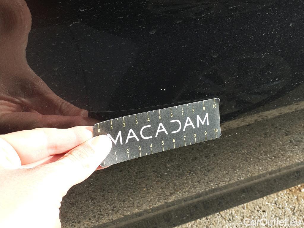  Bmw  Serie 5 BMW  / 2016 / 4P / sedán 520dA #17