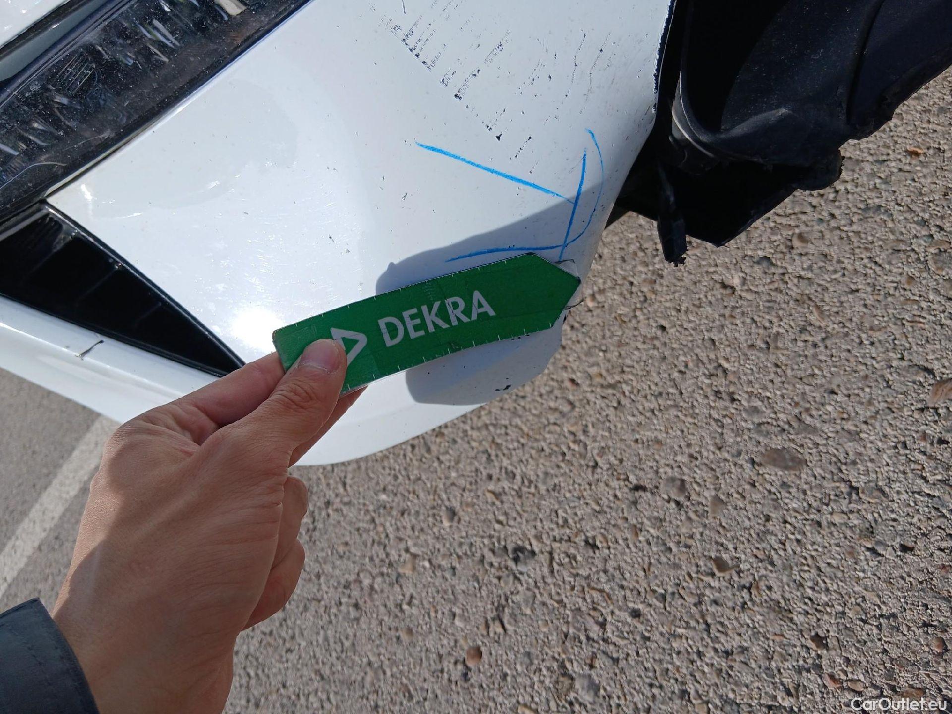  KIA  Cee'd KIA Ceed / 2021 / 5P / berlina con portón 1.6 MHEV iMT 100kW (136CV) Drive #1