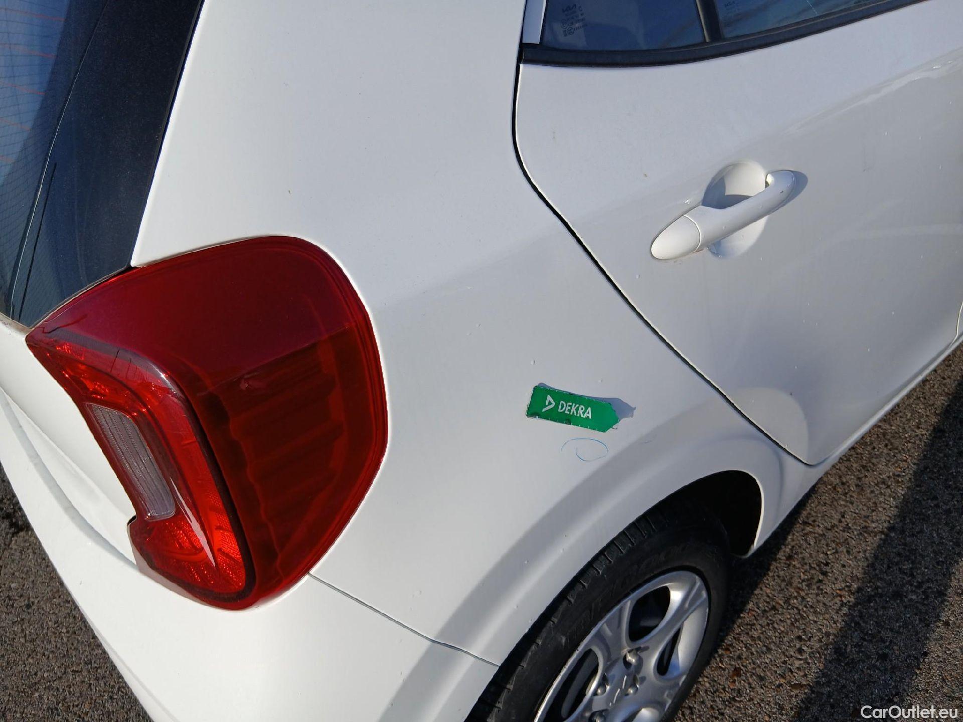  KIA  Picanto KIA  / 2020 / 5P / berlina con portón 1.0 DPi 49kW (67CV) Concept #17