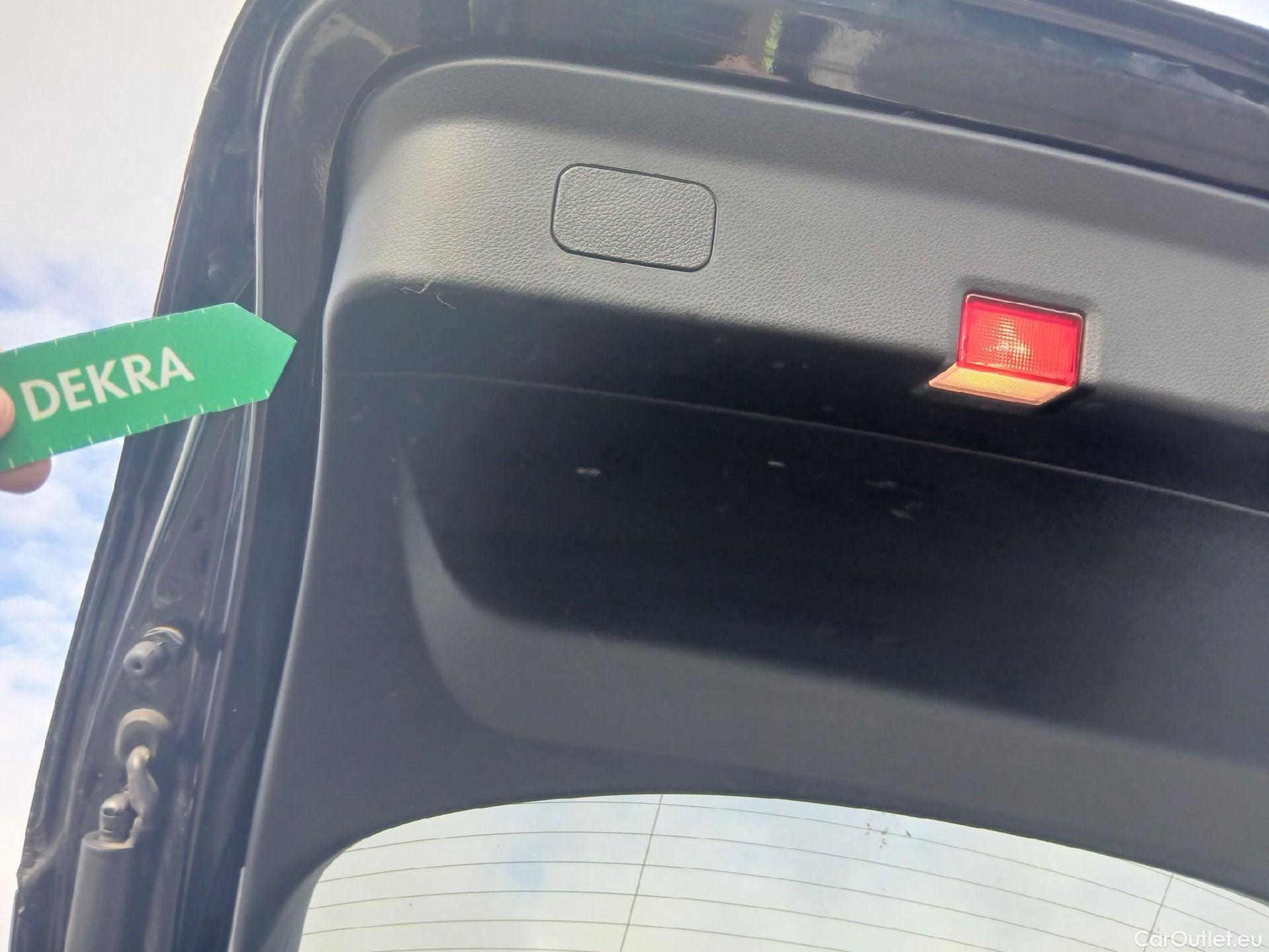  Mercedes  G-Klasee MERCEDES-BENZ GLC Coupé / 2019 / 5P / coupé GLC 300 de 4MATIC #2