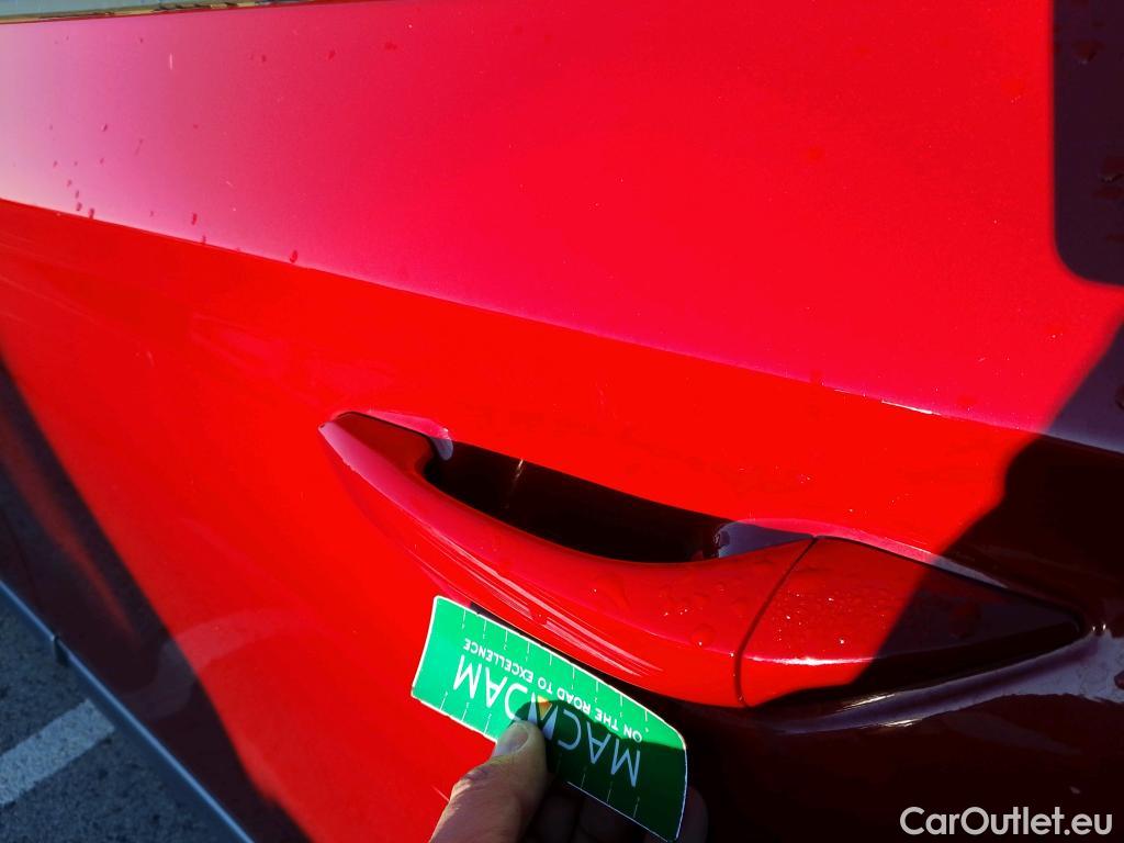  Hyundai   Ioniq HYUNDAI / 2019 / 5P / berlina con portón 1.6 GDI HEV Klass DCT #24