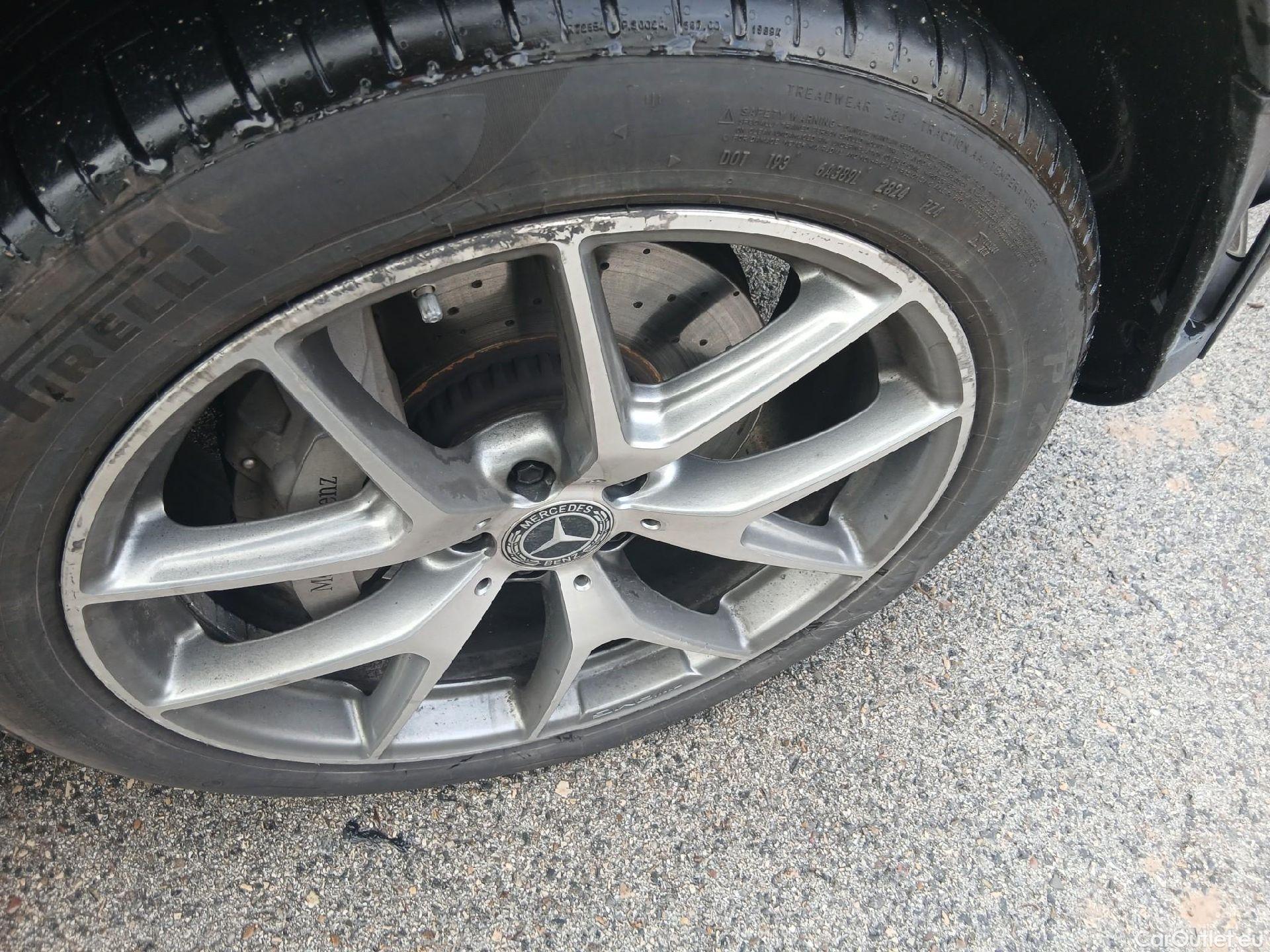  Mercedes  G-Klasee MERCEDES-BENZ GLC Coupé / 2019 / 5P / coupé GLC 300 de 4MATIC #28