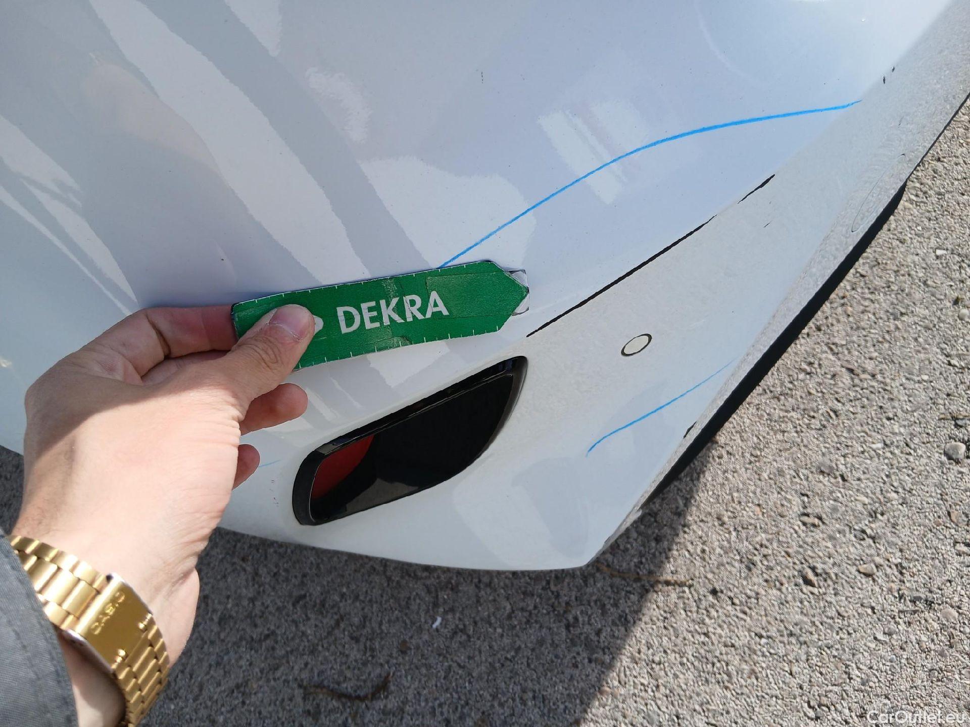  KIA  Cee'd KIA Ceed / 2021 / 5P / berlina con portón 1.6 MHEV iMT 100kW (136CV) Drive #14