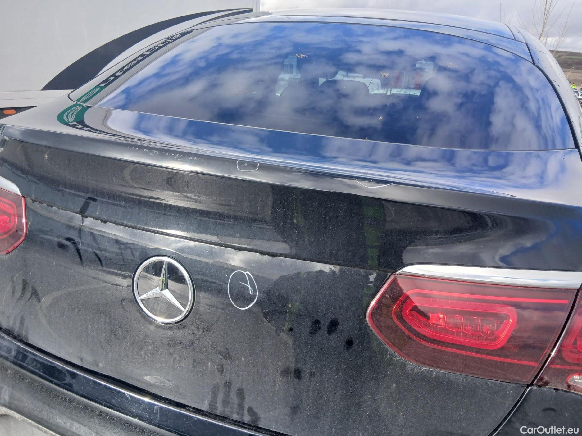  Mercedes  G-Klasee MERCEDES-BENZ GLC Coupé / 2019 / 5P / coupé GLC 300 de 4MATIC #18