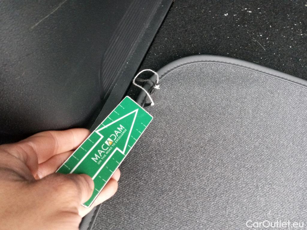  KIA  Niro  Hybrid Drive 1.6 AT6 E6d #1