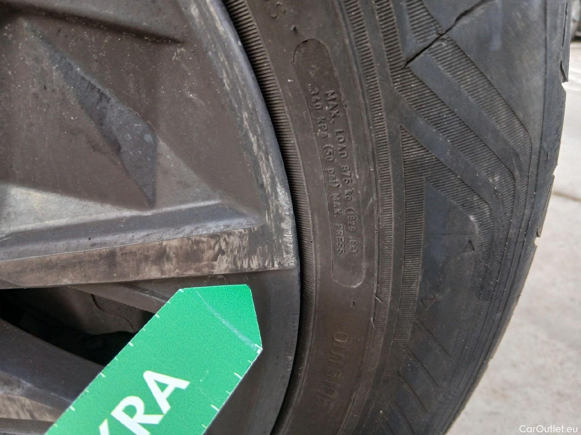  Hyundai  Tucson HYUNDAI  / 2020 / 5P / todoterreno 1.6 TGDI 169kW (230CV) HEV Maxx Sky Auto #74