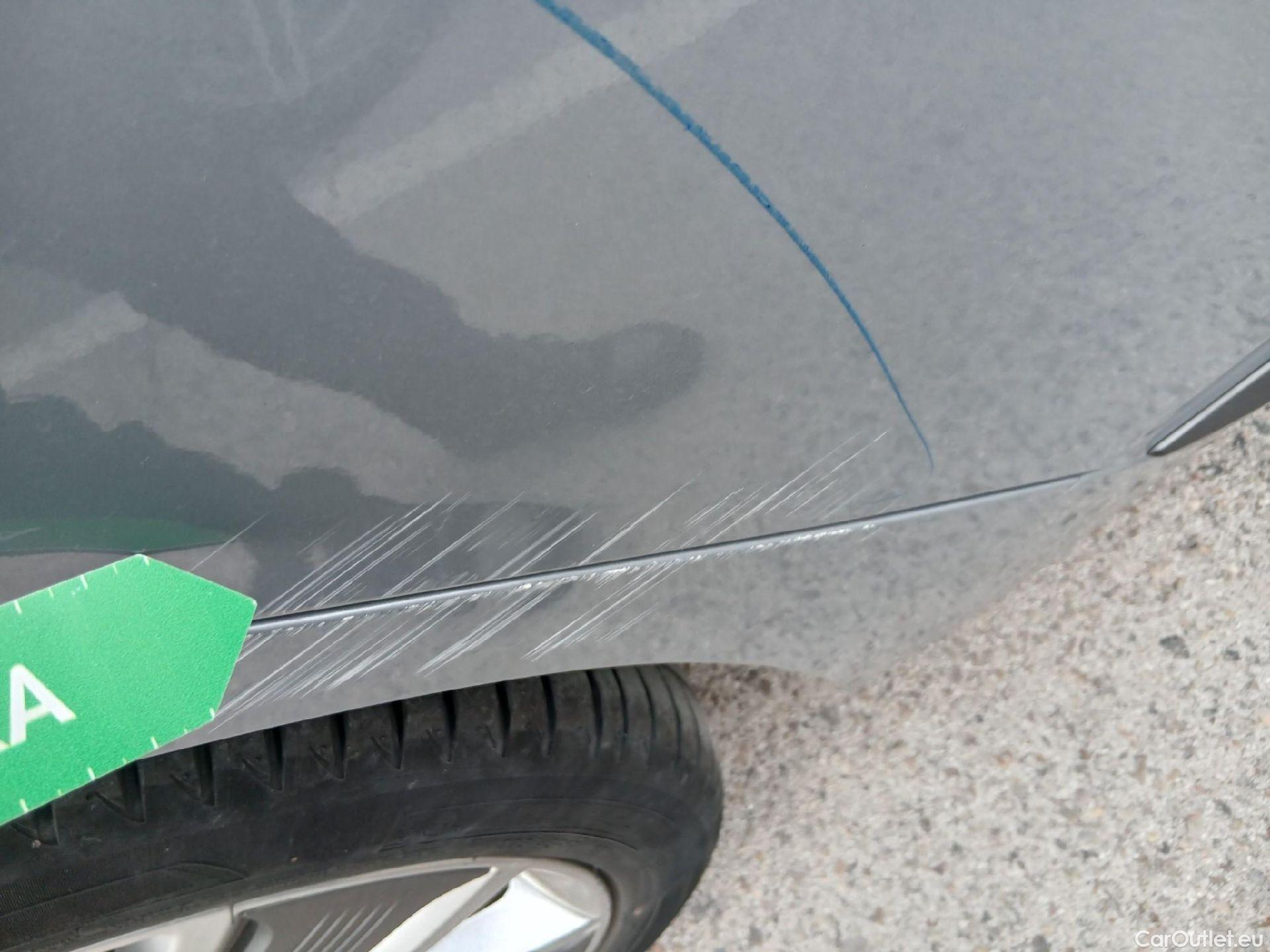  Hyundai   Ioniq HYUNDAI / 2016 / 5P / berlina con portón 1.6 GDI HEV Tecno DCT (AC) #25