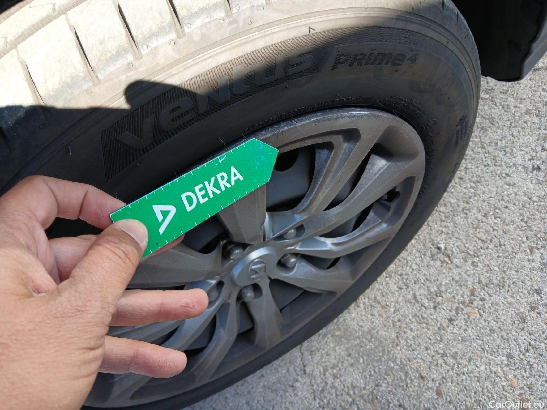  Hyundai  Konna HYUNDAI Kona / 2020 / 5P / todoterreno 1.0 TGDI Klass 4X2 #12