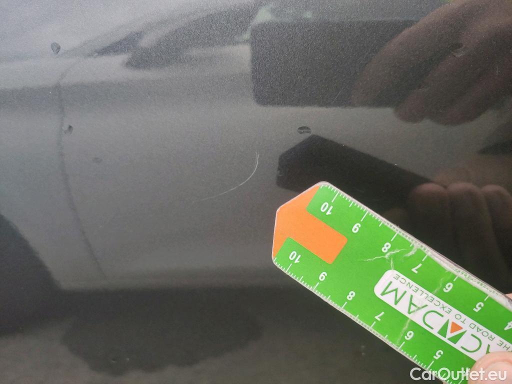  KIA  Niro KIA  / 2019 / 5P / crossover 1.6 GDi PHEV 104kW (141CV) Drive #2