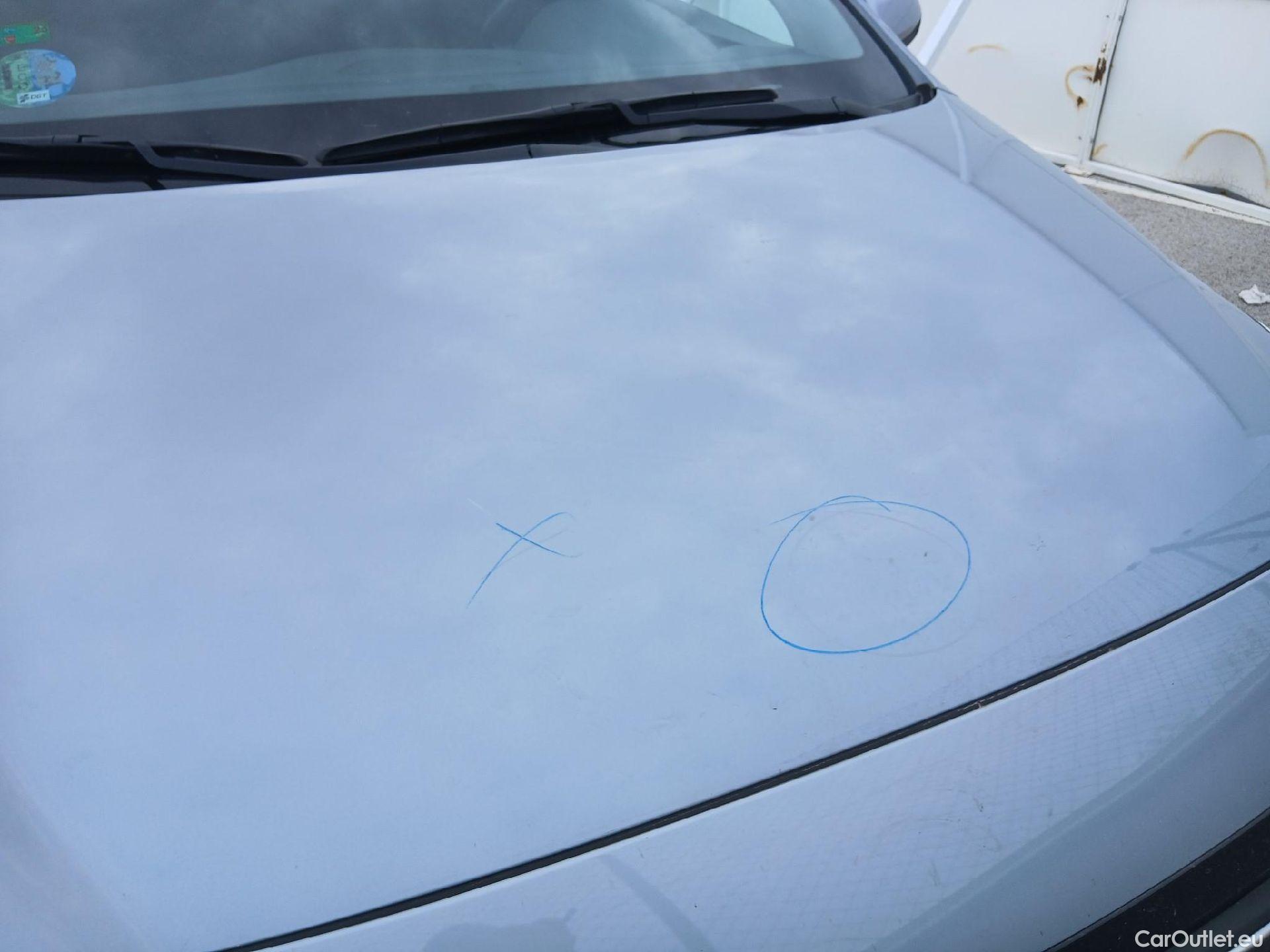  Hyundai   Ioniq HYUNDAI / 2016 / 5P / berlina con portón 1.6 GDI HEV Tecno DCT (AC) #8