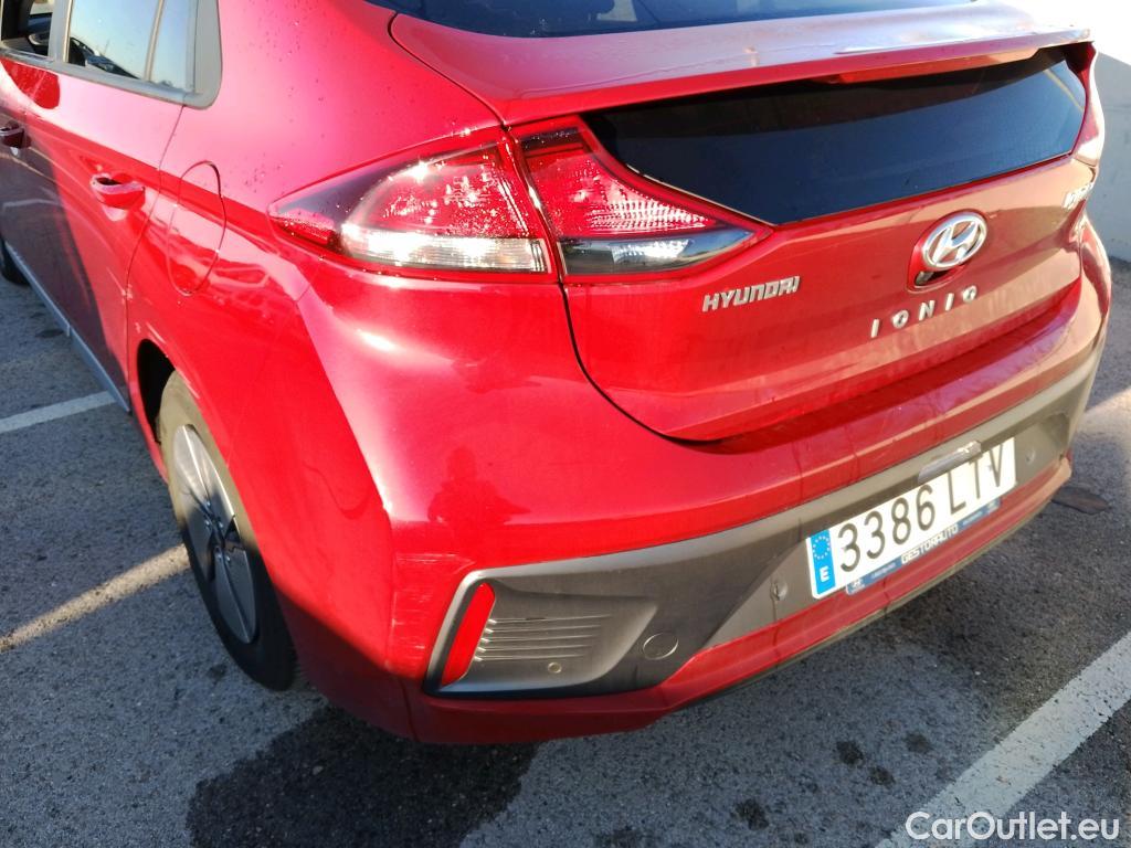  Hyundai   Ioniq HYUNDAI / 2019 / 5P / berlina con portón 1.6 GDI HEV Klass DCT #20