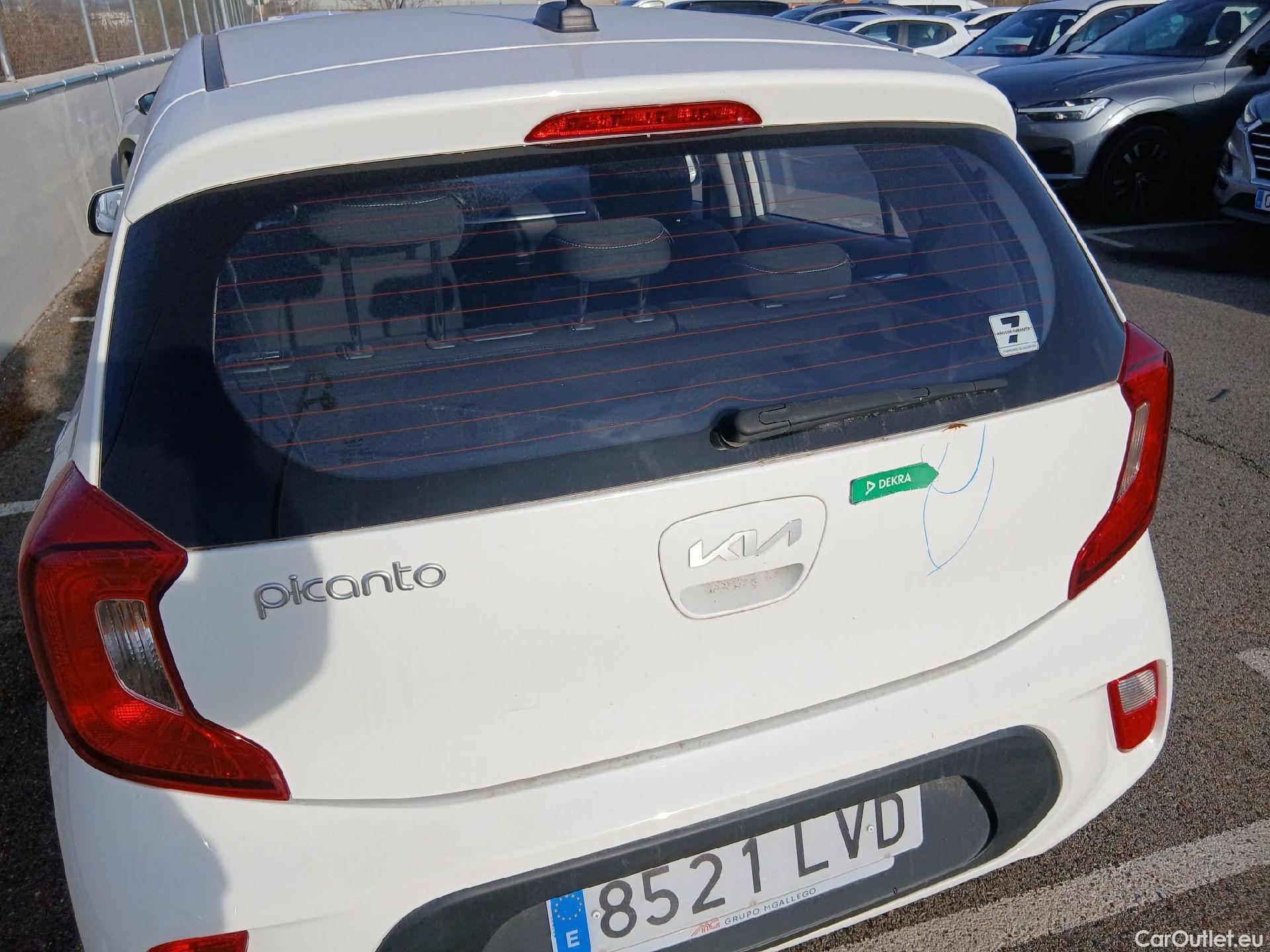  KIA  Picanto KIA  / 2020 / 5P / berlina con portón 1.0 DPi 49kW (67CV) Concept #13