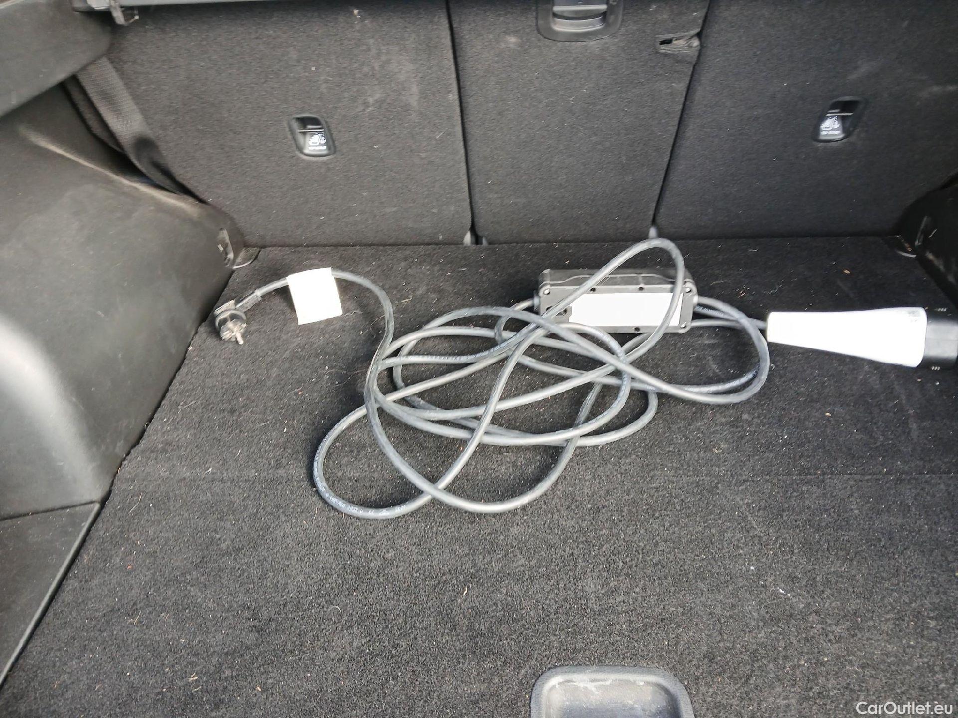  Hyundai  Tucson HYUNDAI  / 2020 / 5P / todoterreno 1.6 TGDI PHEV 195kW Maxx Auto 4X4 #3