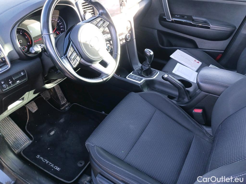  KIA  Sportage  Drive Plus 2WD 1.6 CRDi 135CV MT6 E6dT #29