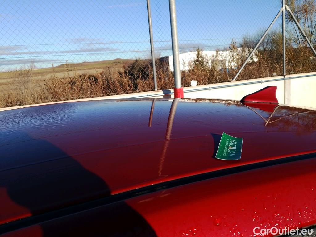  Hyundai   Ioniq HYUNDAI / 2019 / 5P / berlina con portón 1.6 GDI HEV Klass DCT #4