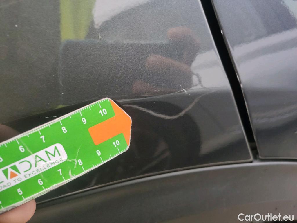  KIA  Niro KIA  / 2019 / 5P / crossover 1.6 GDi PHEV 104kW (141CV) Drive #10