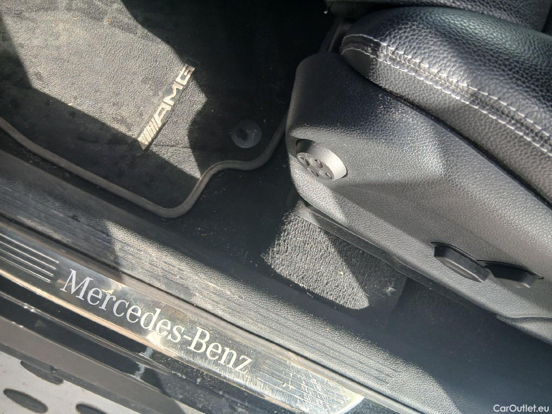  Mercedes  G-Klasee MERCEDES-BENZ GLC Coupé / 2019 / 5P / coupé GLC 300 de 4MATIC #3