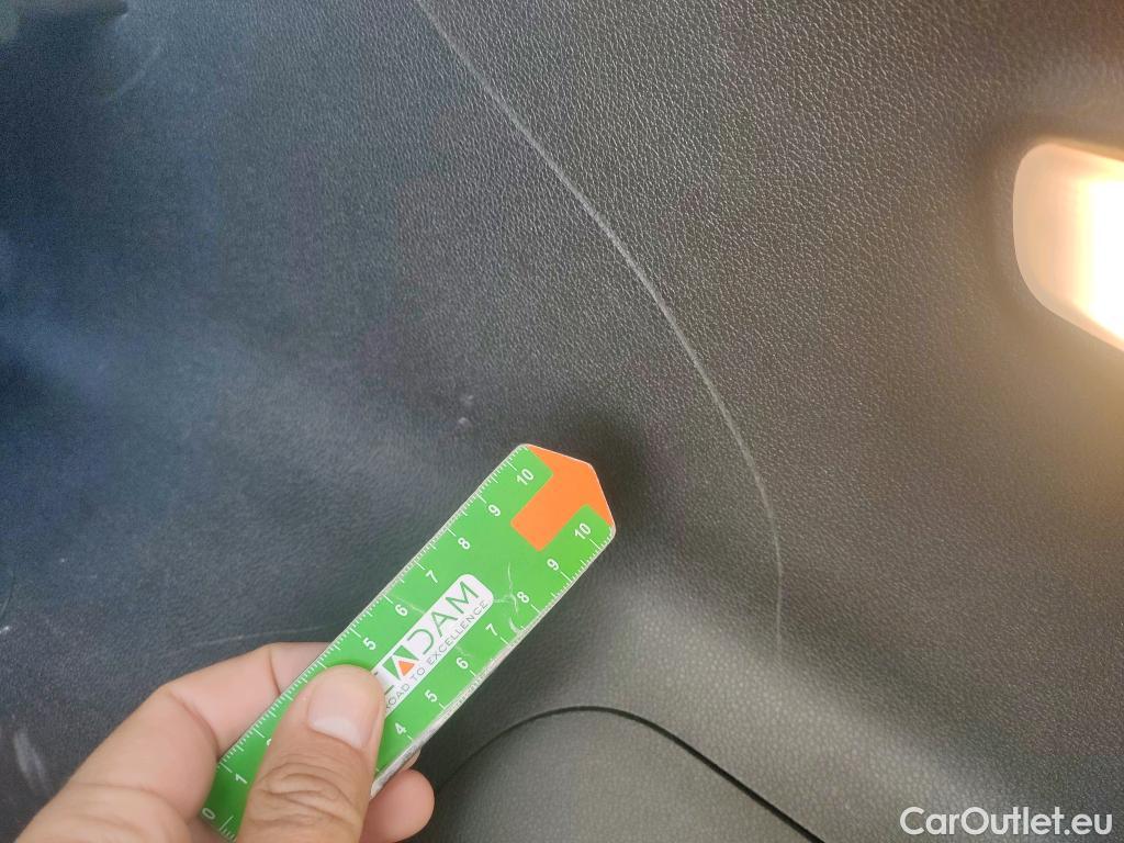  KIA  Niro KIA  / 2019 / 5P / crossover 1.6 GDi PHEV 104kW (141CV) Drive #22