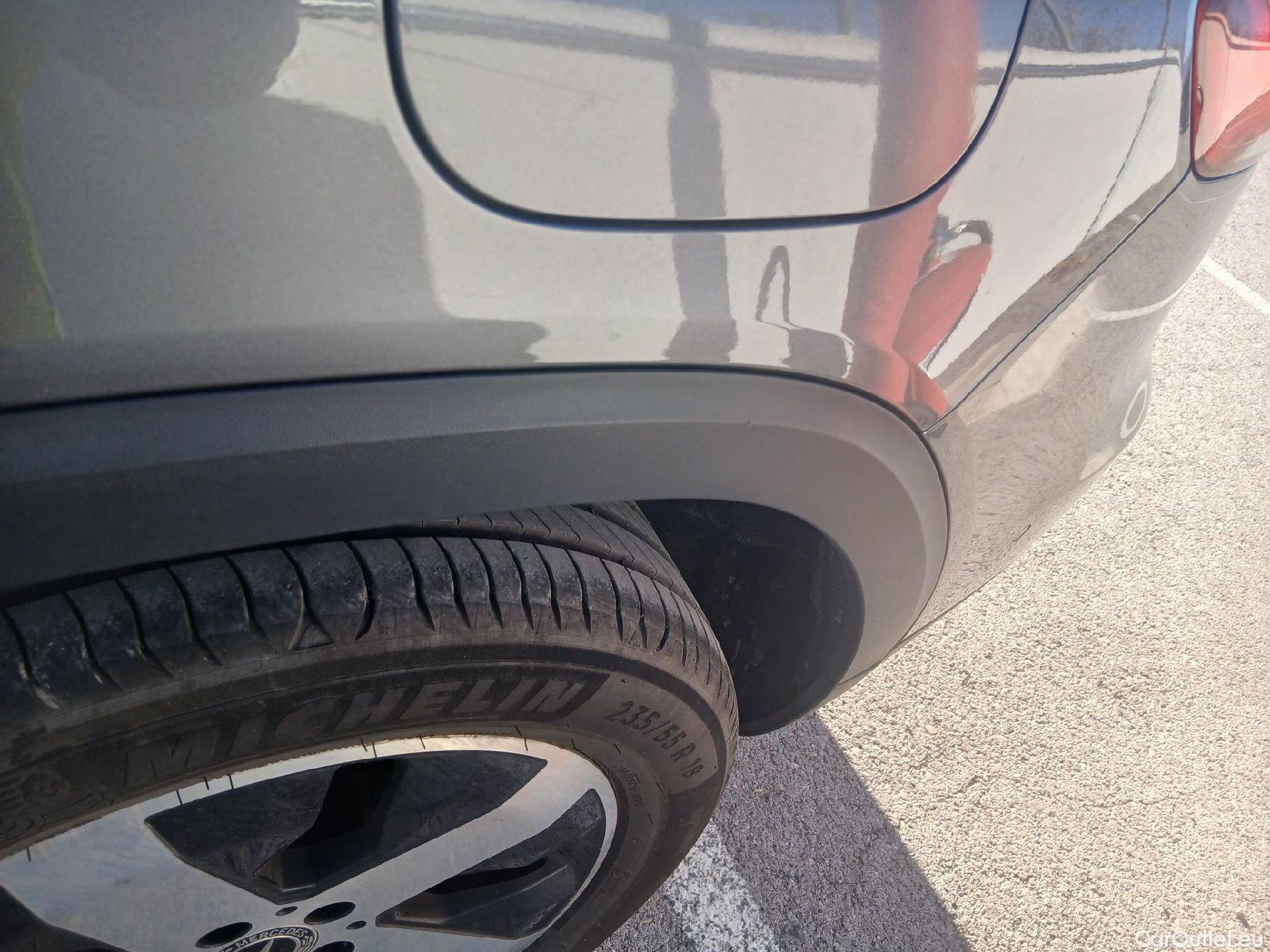  Mercedes  GLB MERCEDES-BENZ  / 2019 / 5P / todoterreno 2.0  220 D 4MATIC DCT 140KW (190CV) #18