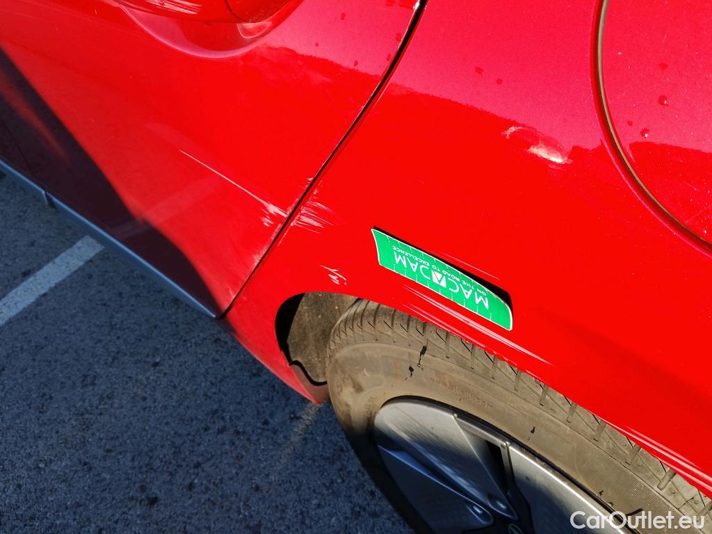  Hyundai   Ioniq HYUNDAI / 2019 / 5P / berlina con portón 1.6 GDI HEV Klass DCT #8