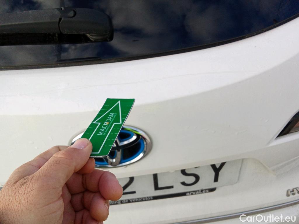  Toyota  Corolla TOYOTA  / 2019 / 5P / familiar 2.0 180H ADVANCE E-CVT TOURING SPORT #5