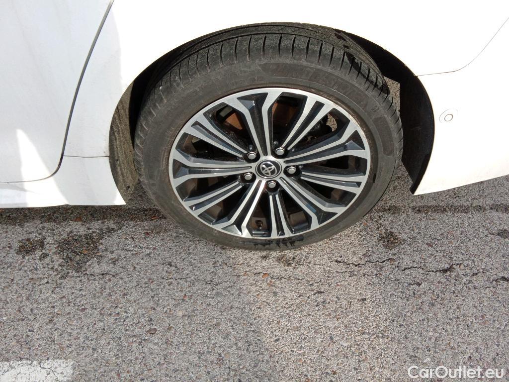  Toyota  Corolla TOYOTA  / 2019 / 5P / familiar 2.0 180H ADVANCE E-CVT TOURING SPORT #6