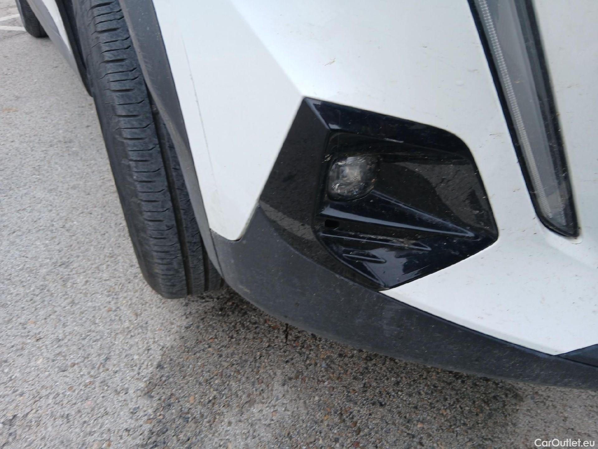  Peugeot  2008 PEUGEOT  / 2019 / 5P / todoterreno Active Puretech 100 S&S BVM6 #12