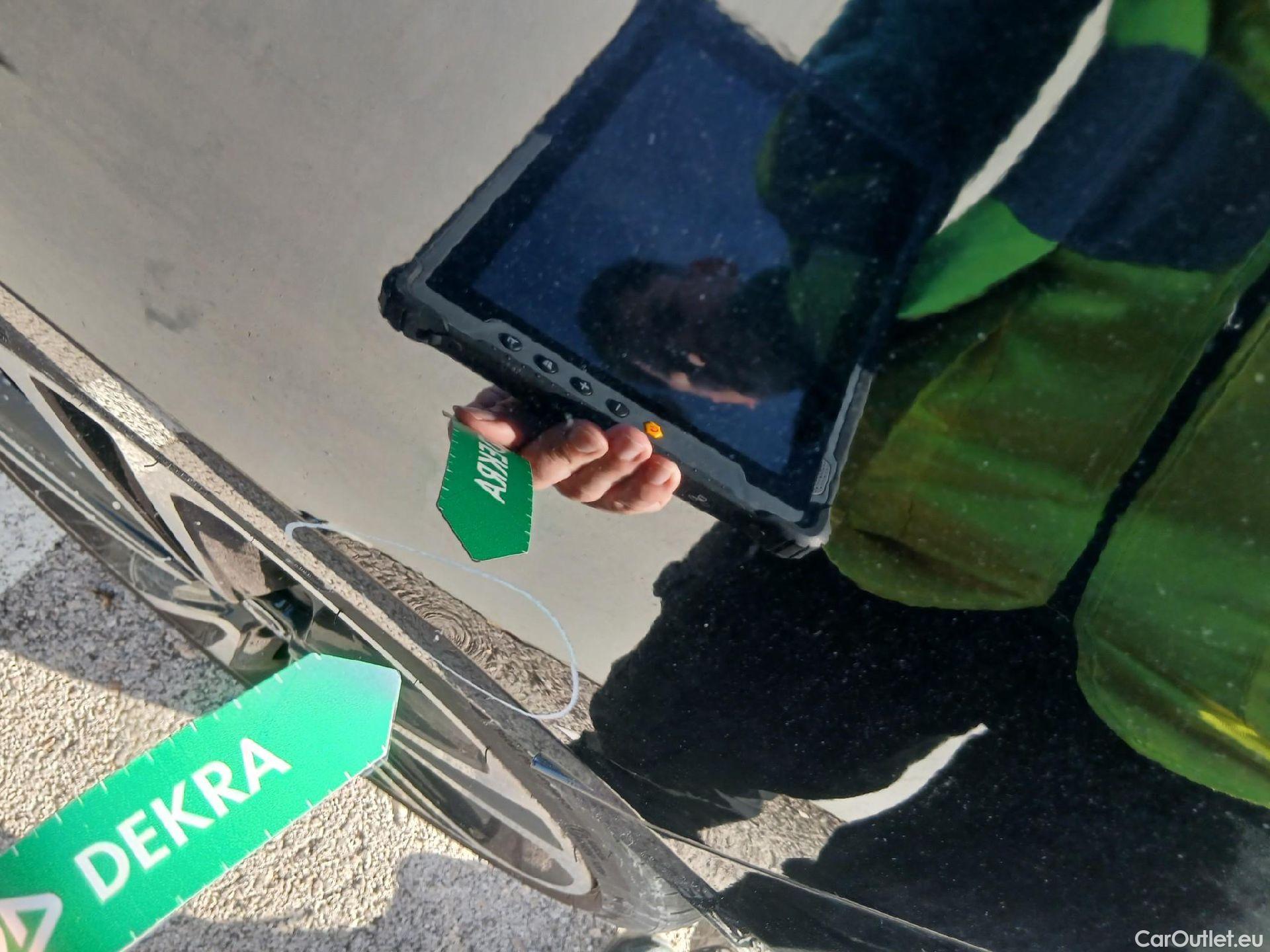  Land Rover  Discovery OPEL Insignia / 2020 / 5P / berlina con portón GS GS Line 2.0D DVH 130kW AT8 #27