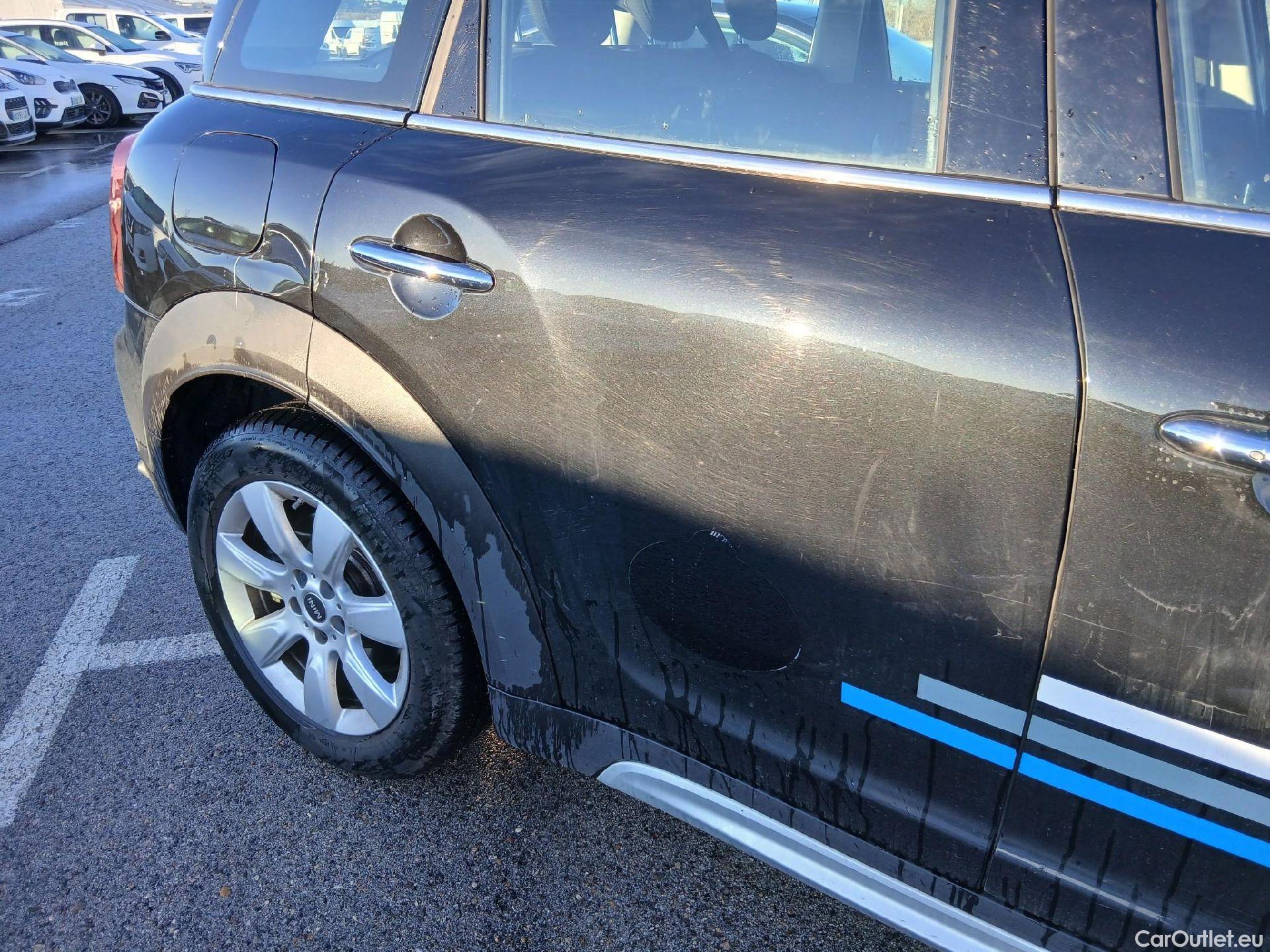  Mini  Countryman MINI  / 2020 / 5P / berlina con portón Cooper S E ALL4 #17