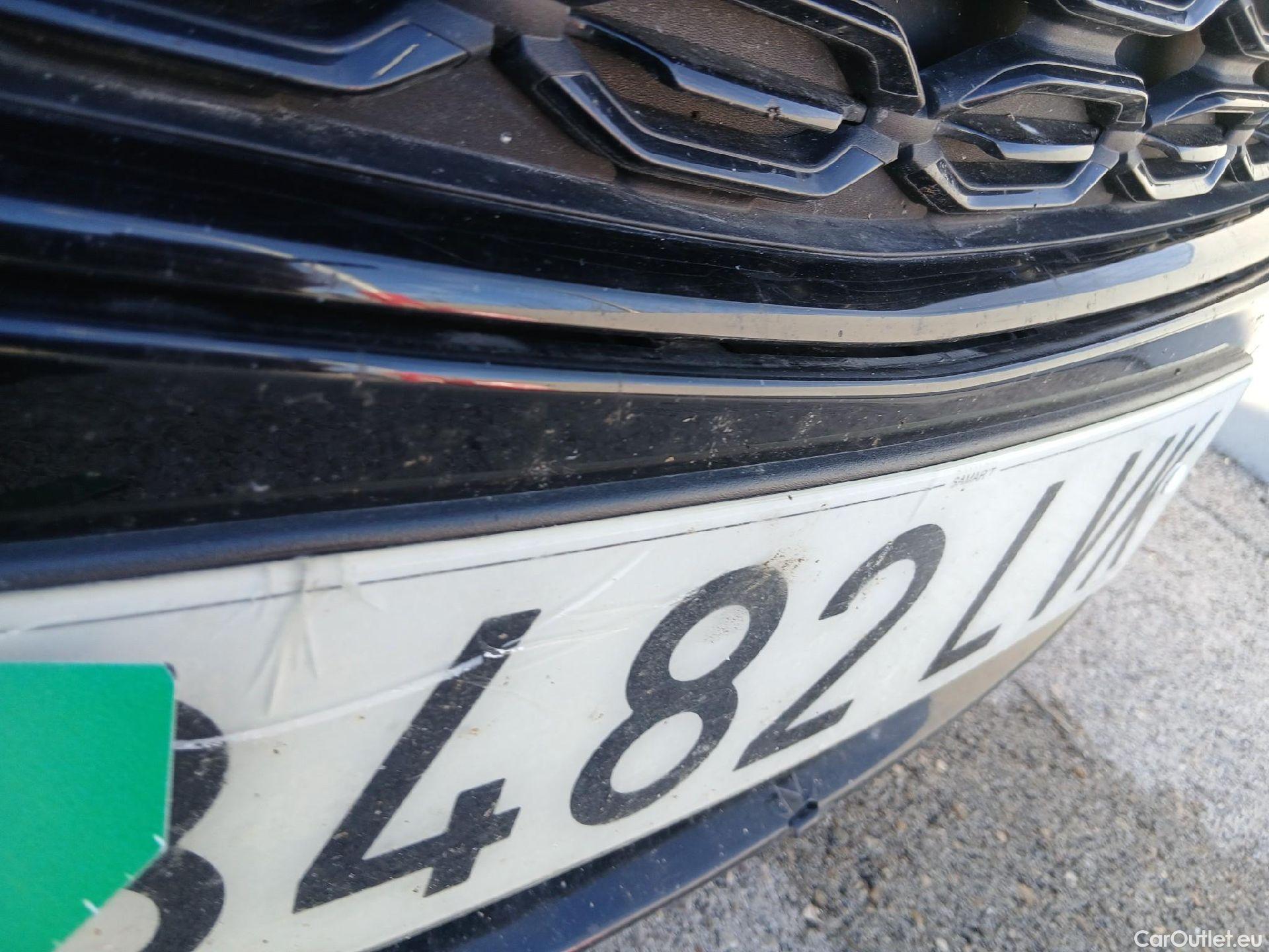  Land Rover  Discovery OPEL Insignia / 2020 / 5P / berlina con portón GS GS Line 2.0D DVH 130kW AT8 #15