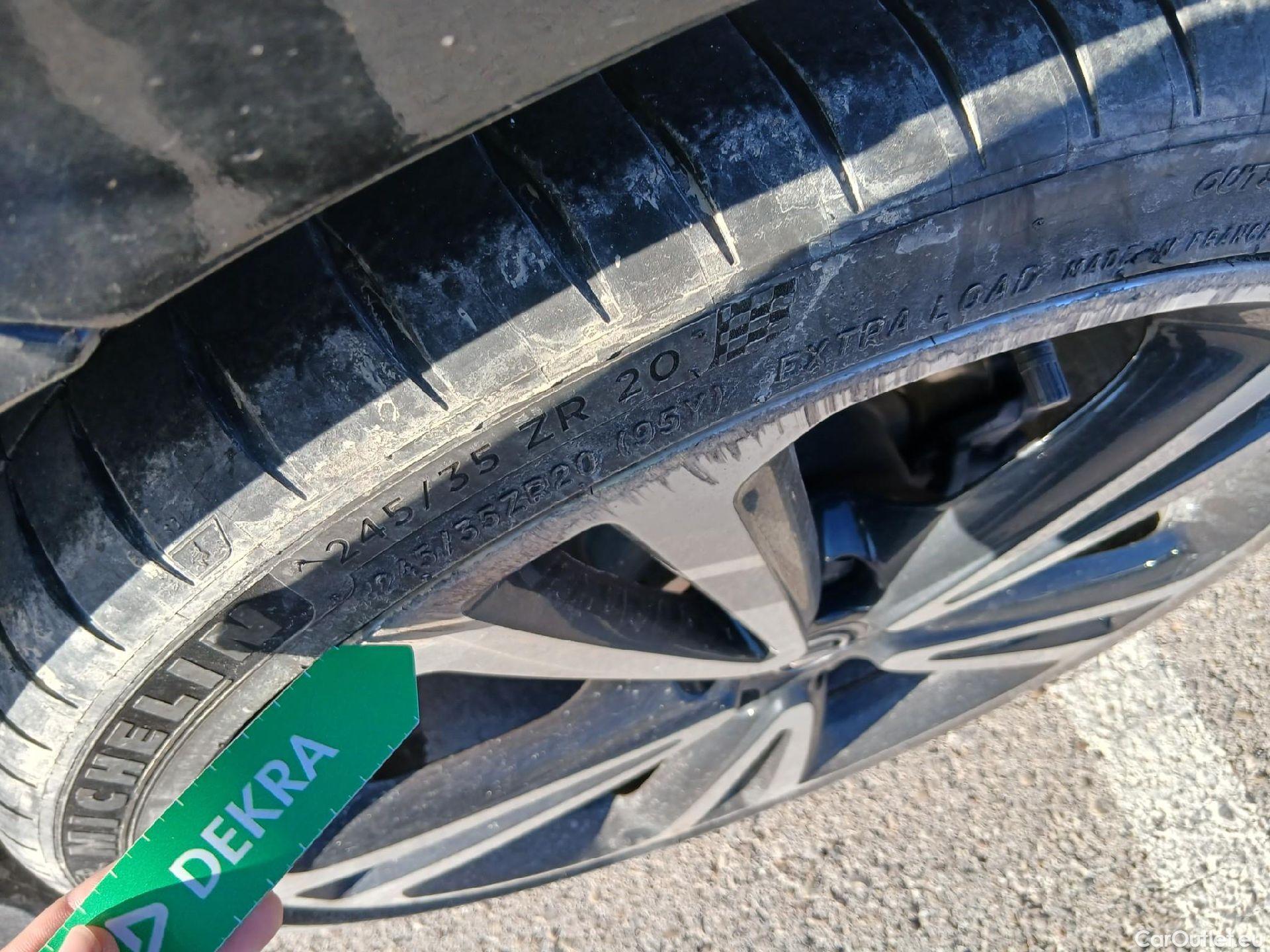  Land Rover  Discovery OPEL Insignia / 2020 / 5P / berlina con portón GS GS Line 2.0D DVH 130kW AT8 #5