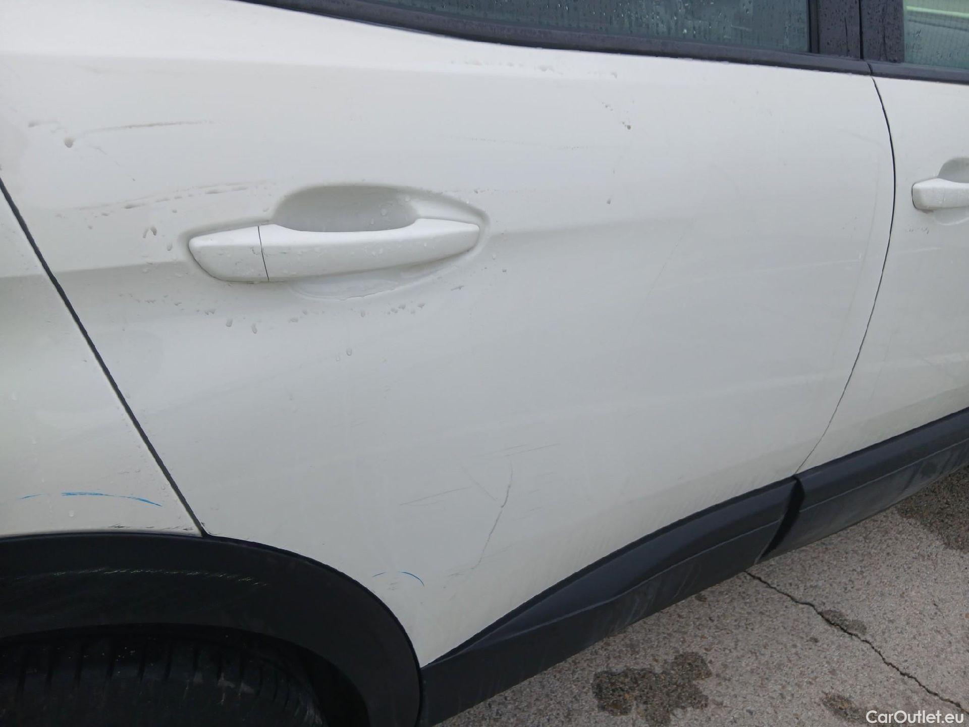  Peugeot  3008 PEUGEOT  / 2020 / 5P / todoterreno 1.2 PureTech 96KW S&S Active Pack EAT8 #36