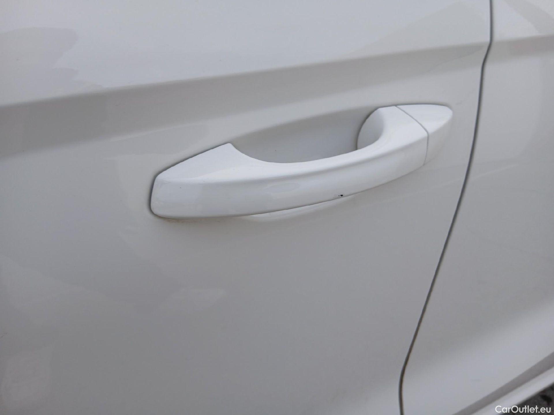  Seat  Ibiza SEAT  / 2017 / 5P / berlina con portón 1.0 TSI 81kW (110CV) Style Plus (AC) #6