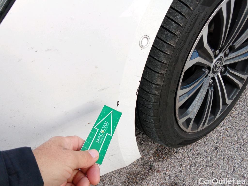  Toyota  Corolla TOYOTA  / 2019 / 5P / familiar 2.0 180H ADVANCE E-CVT TOURING SPORT #25